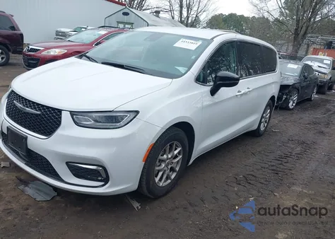 2024 Chrysler Pacifica Touring L из США, поврежденный, VIN 2C4RC1BG2RR165579